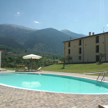 Giovina Hotel 2*