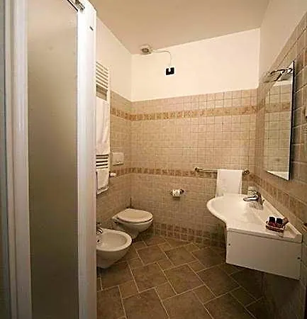 Hotel Giovina 2*